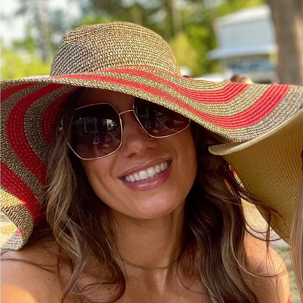 Women’s AMIANI Straw Red Striped Floppy Hat